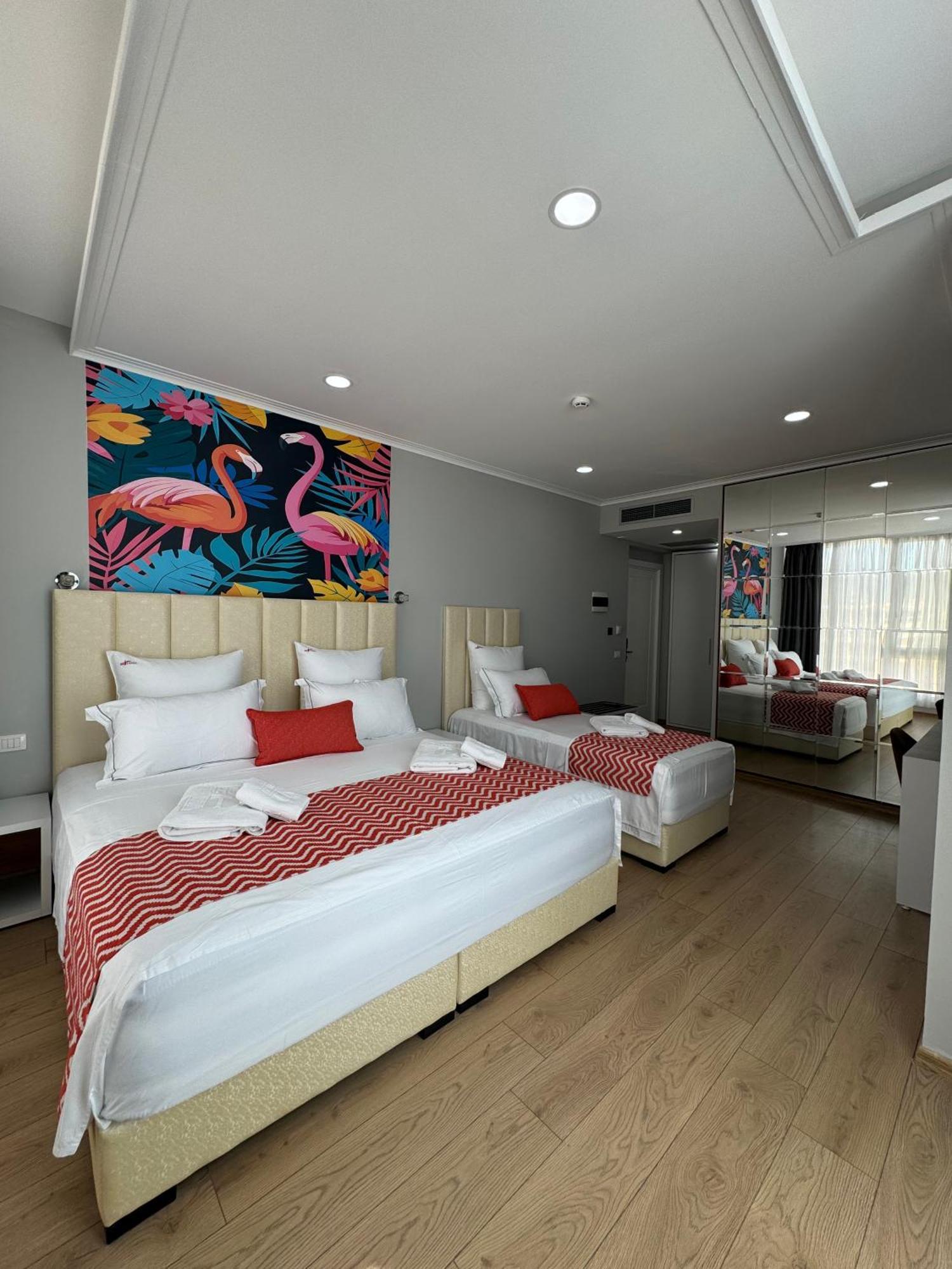 Hotel Britania Vlorë Quarto foto