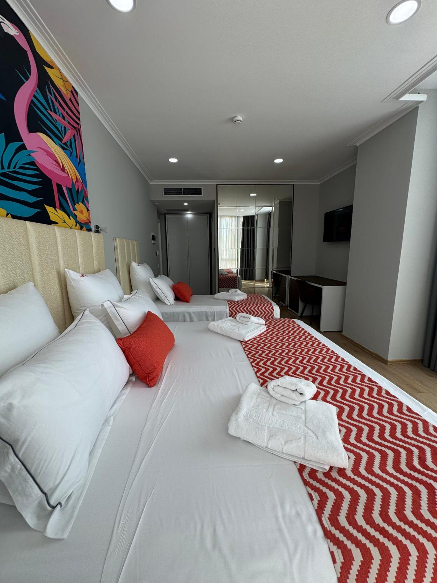 Hotel Britania Vlorë Quarto foto