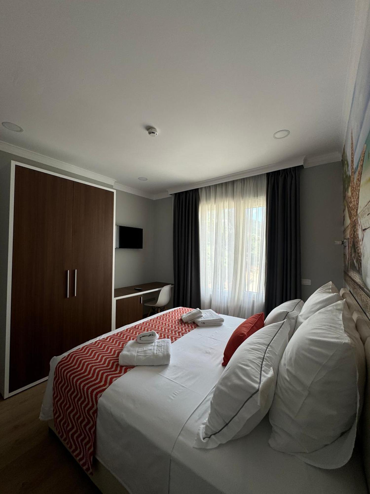 Hotel Britania Vlorë Quarto foto